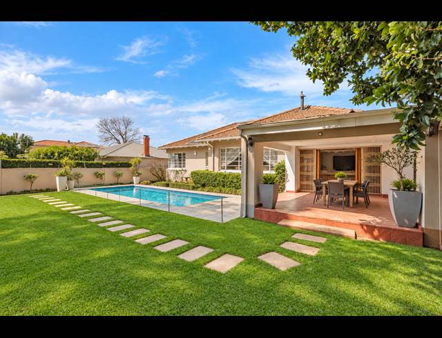 3 BEDROOM HOUSE FOR SALE IN GREENSIDE
